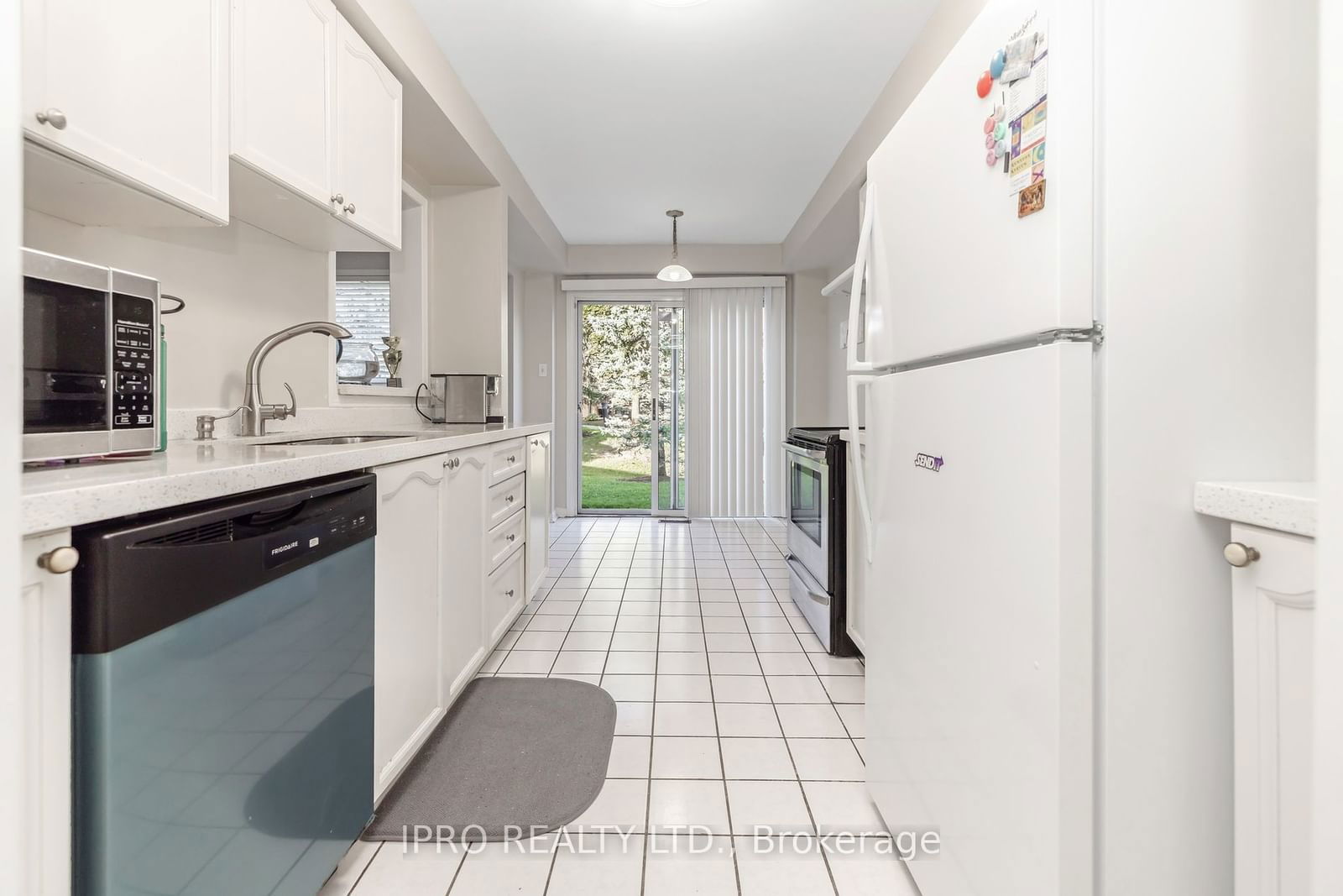 2555 Thomas St, unit 112 for sale - image #10