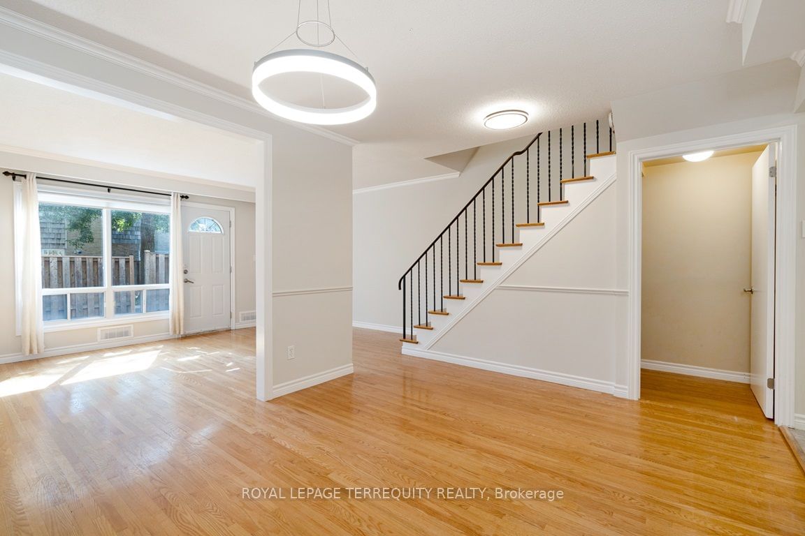 67 Old Burnhamthorpe Rd, unit 24 for sale - image #10