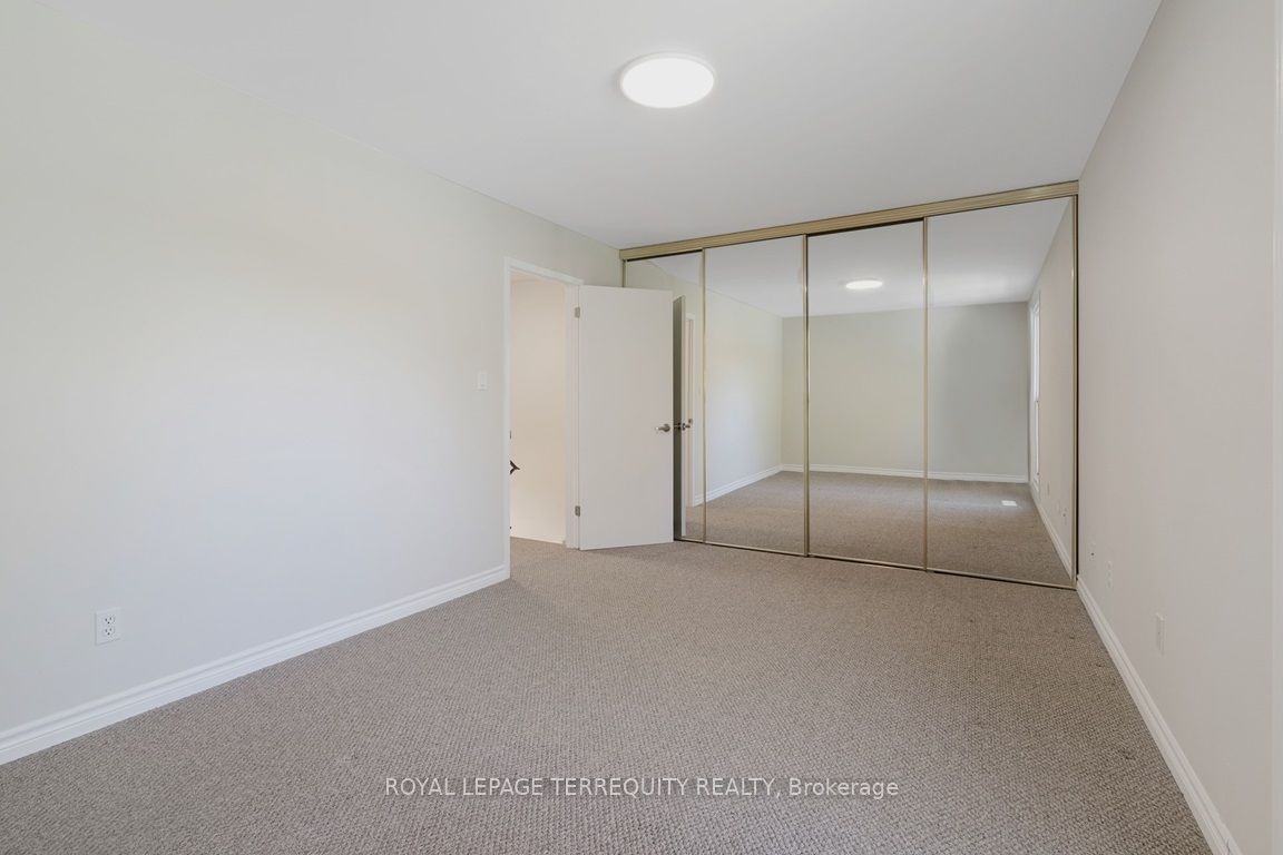 67 Old Burnhamthorpe Rd, unit 24 for sale - image #19