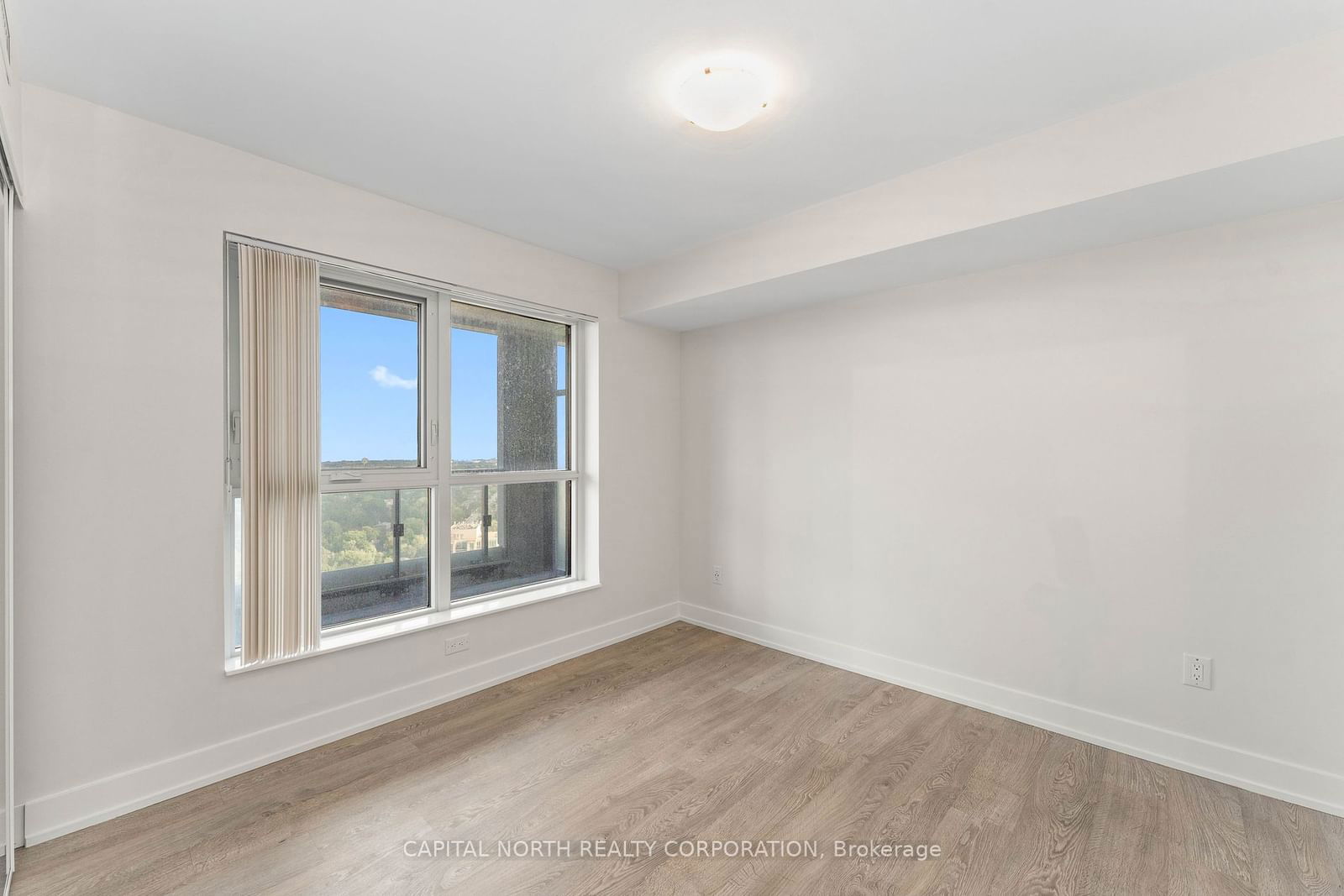 5 Mabelle Ave, unit 2728 for sale - image #19