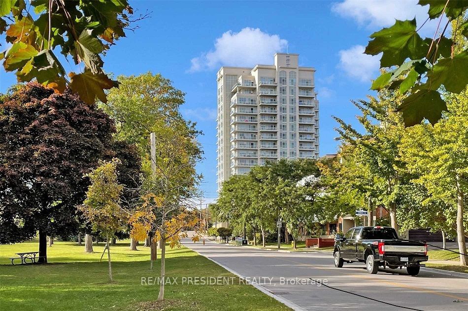 3865 Lake Shore Blvd W, unit 1101 for sale