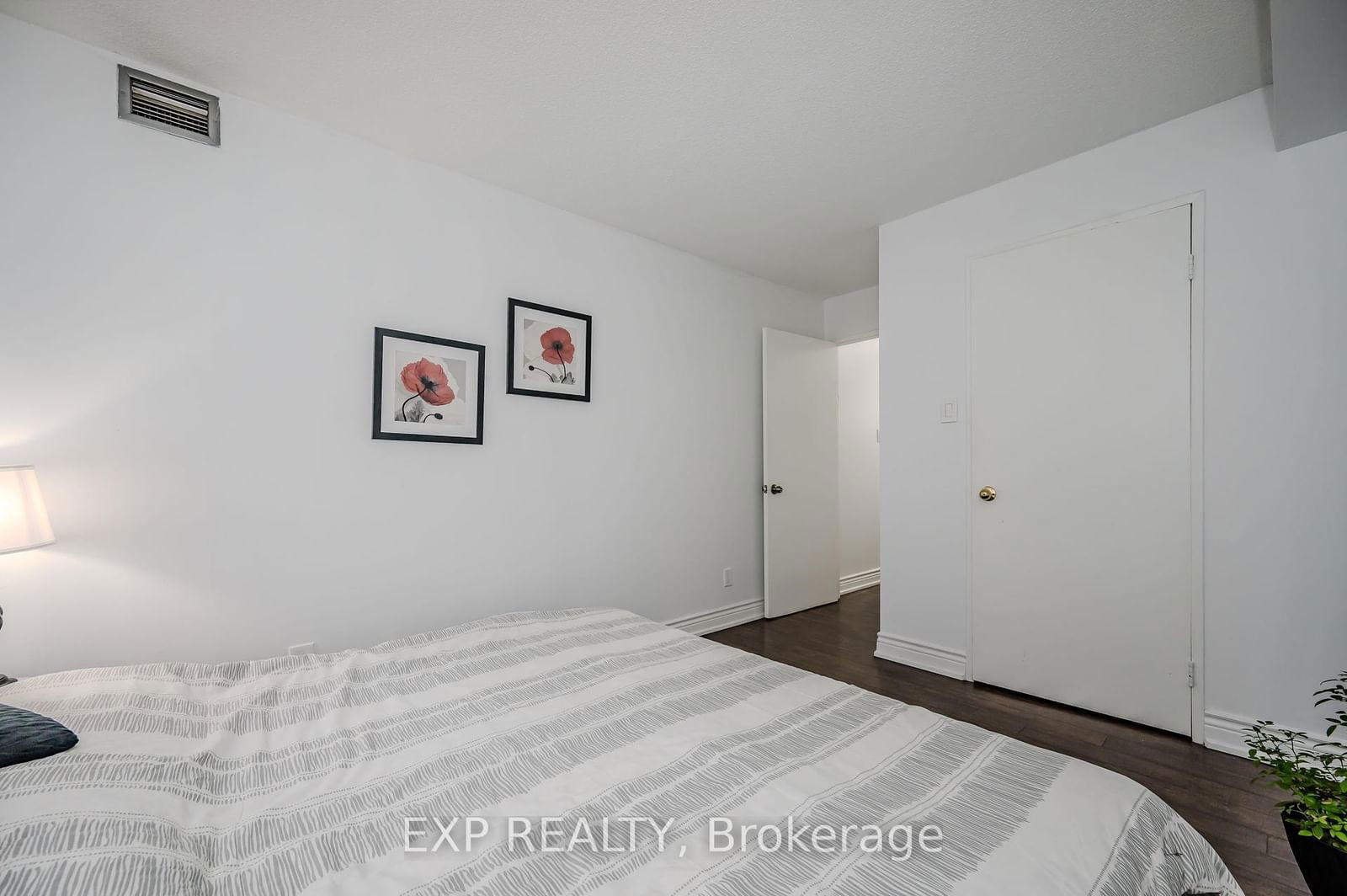 115 Hillcrest Ave, unit 806 for sale - image #20