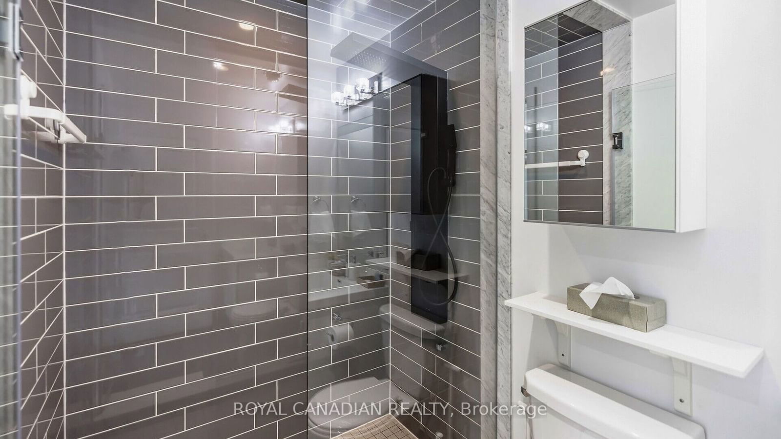 55 SPEERS Rd, unit 308 for sale - image #27