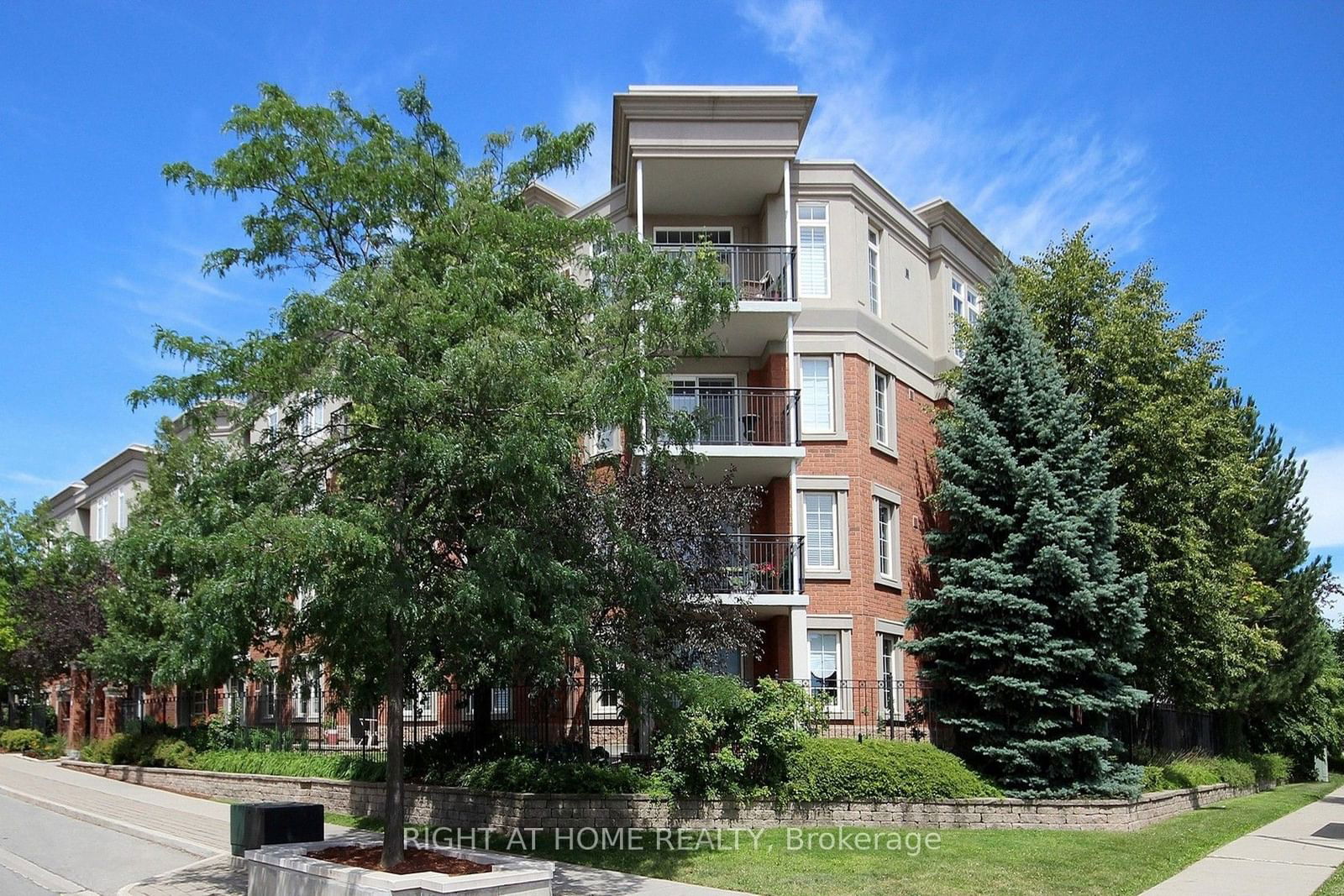 2301 Parkhaven Blvd, unit 209 for sale - image #3