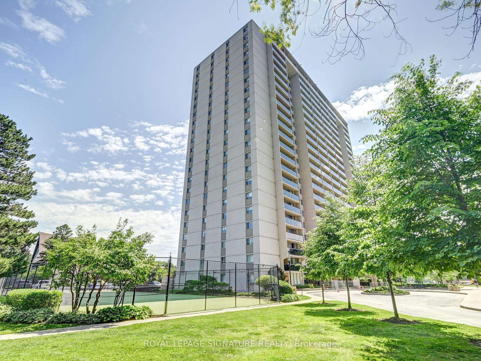 812 Burnhamthorpe Rd, unit 704 for sale - image #40