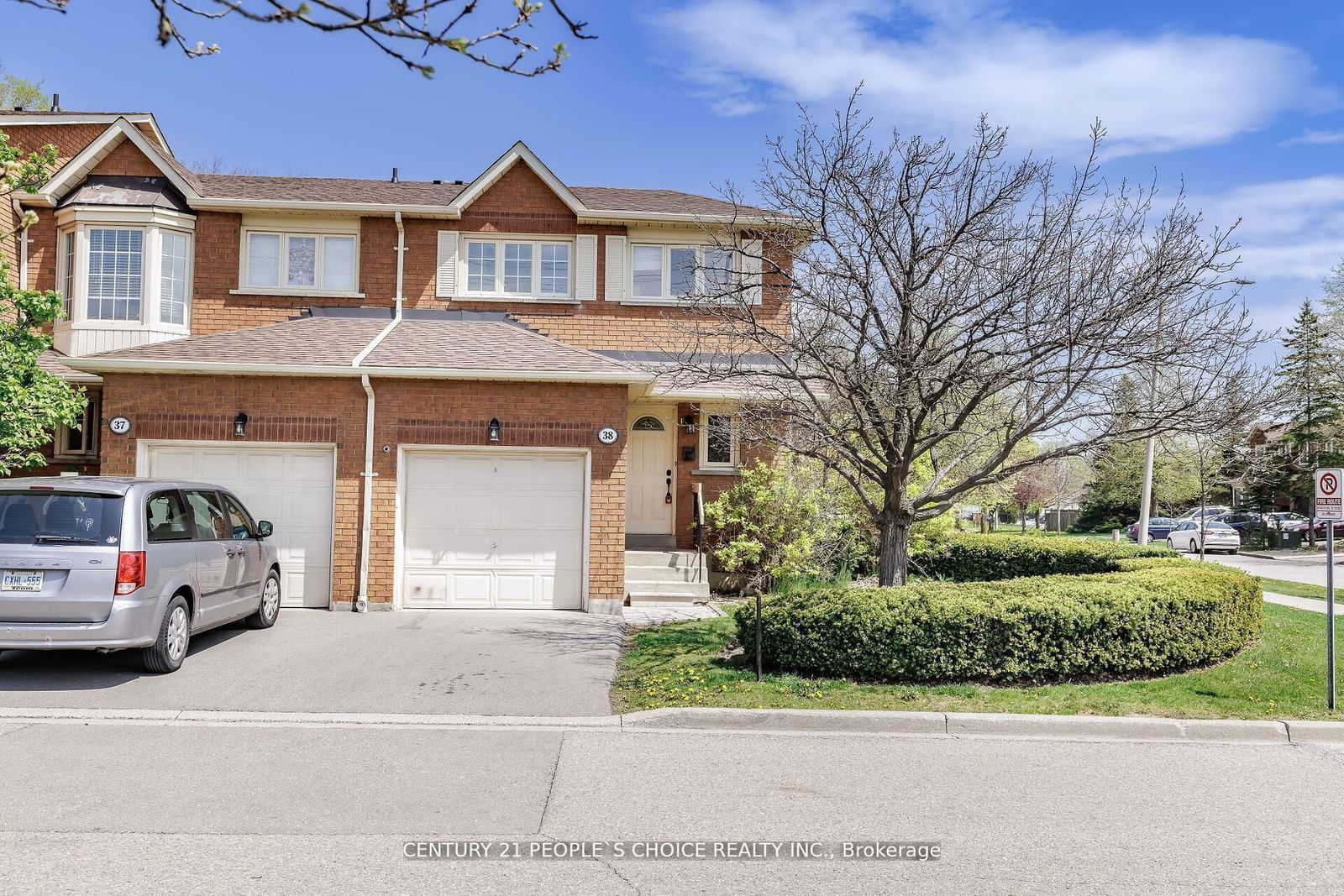 728 Winterton Way Townhouses, Mississauga, Toronto