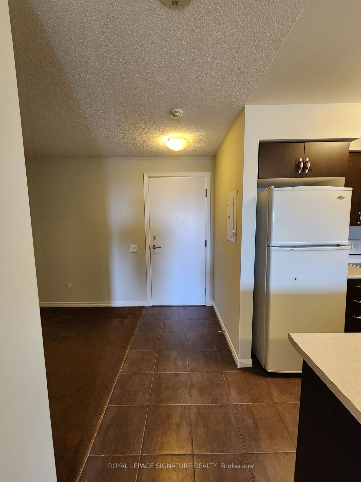 61 Heintzman St, unit 1507 for rent