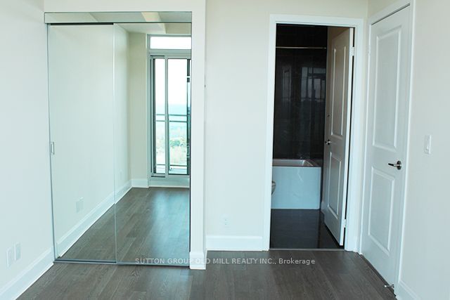 33 Shore Breeze Blvd, unit 1009 for rent - image #11