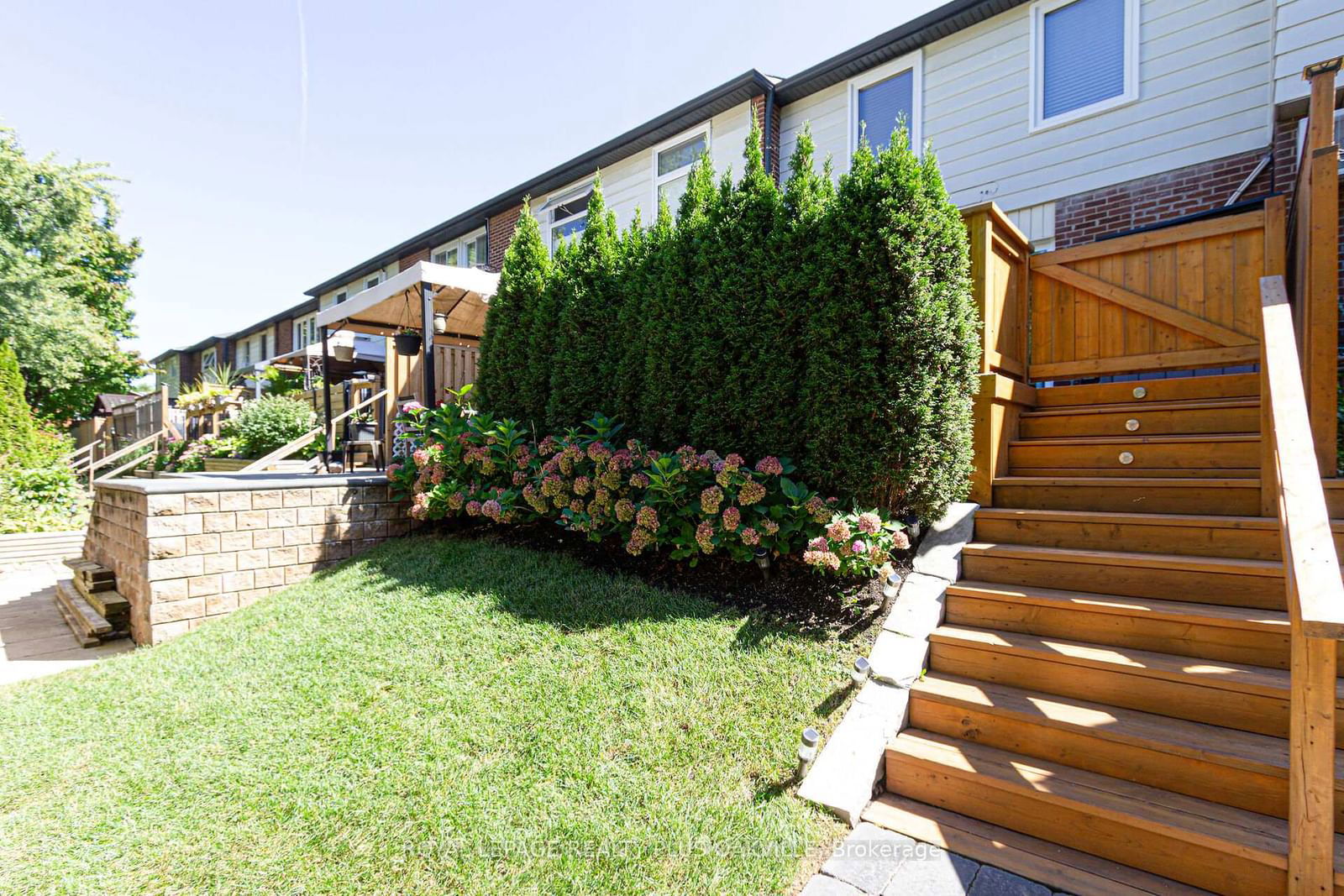 2062 Lakeshore Rd W, unit 8 for sale - image #34