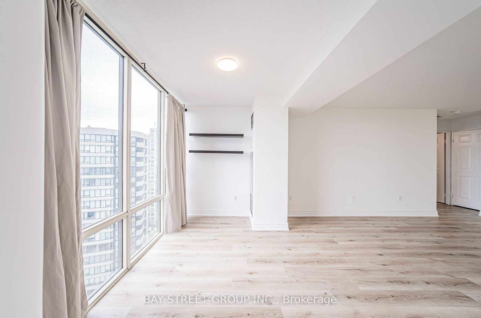 330 Rathburn Rd W, unit 1810 for sale - image #19