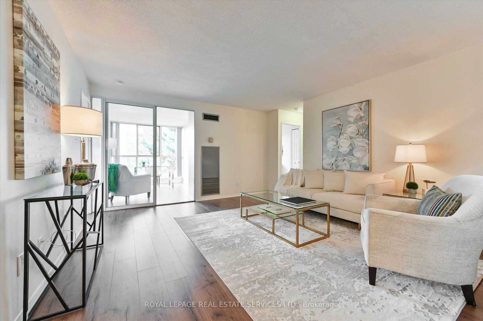 20 Southport St, unit 418 for sale - image #5