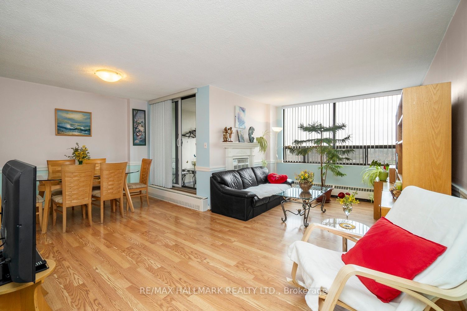 2542 Argyle Rd, unit 801 for sale - image #13