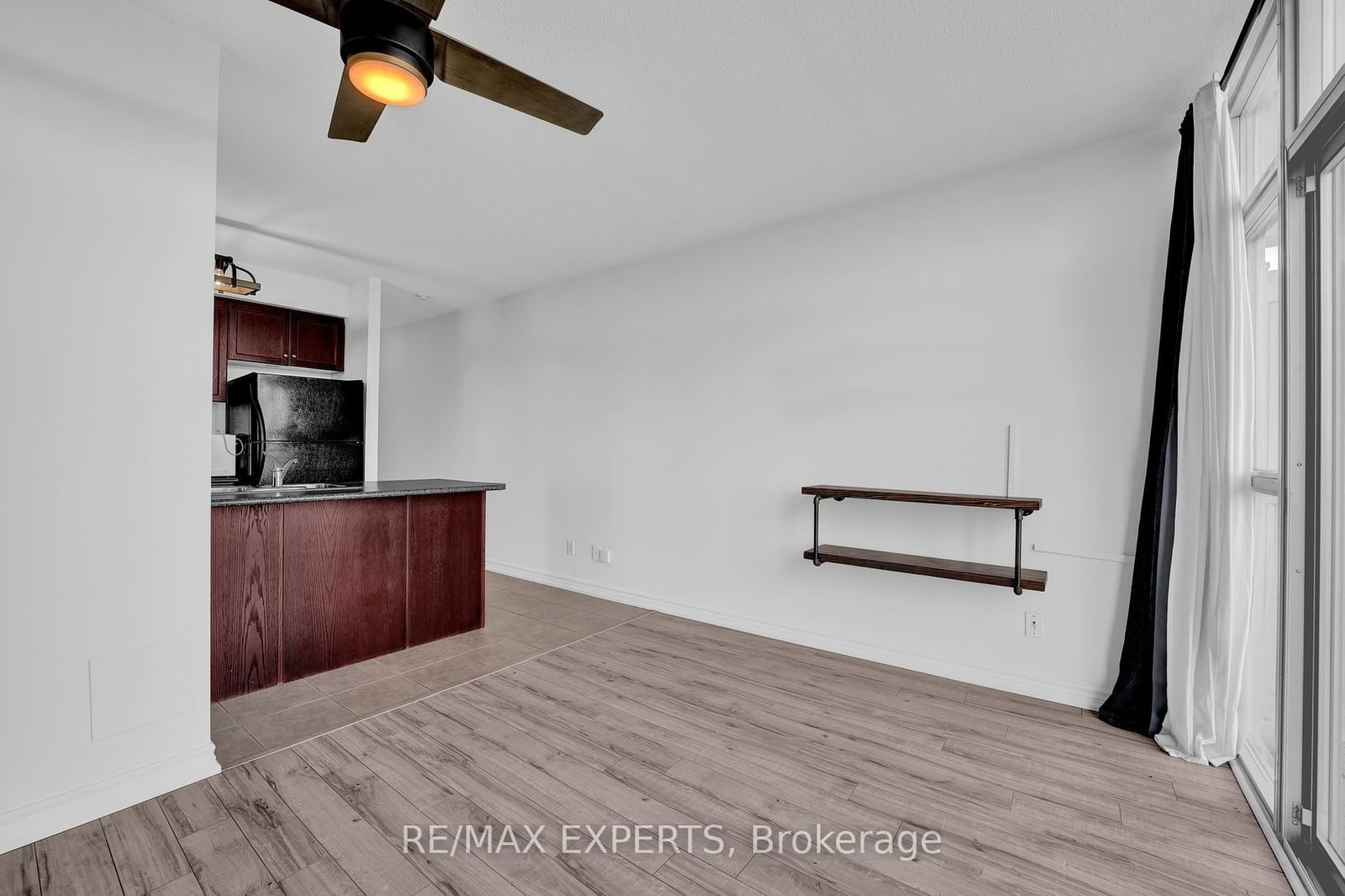 2464 Weston Rd, unit 1012 for sale - image #13