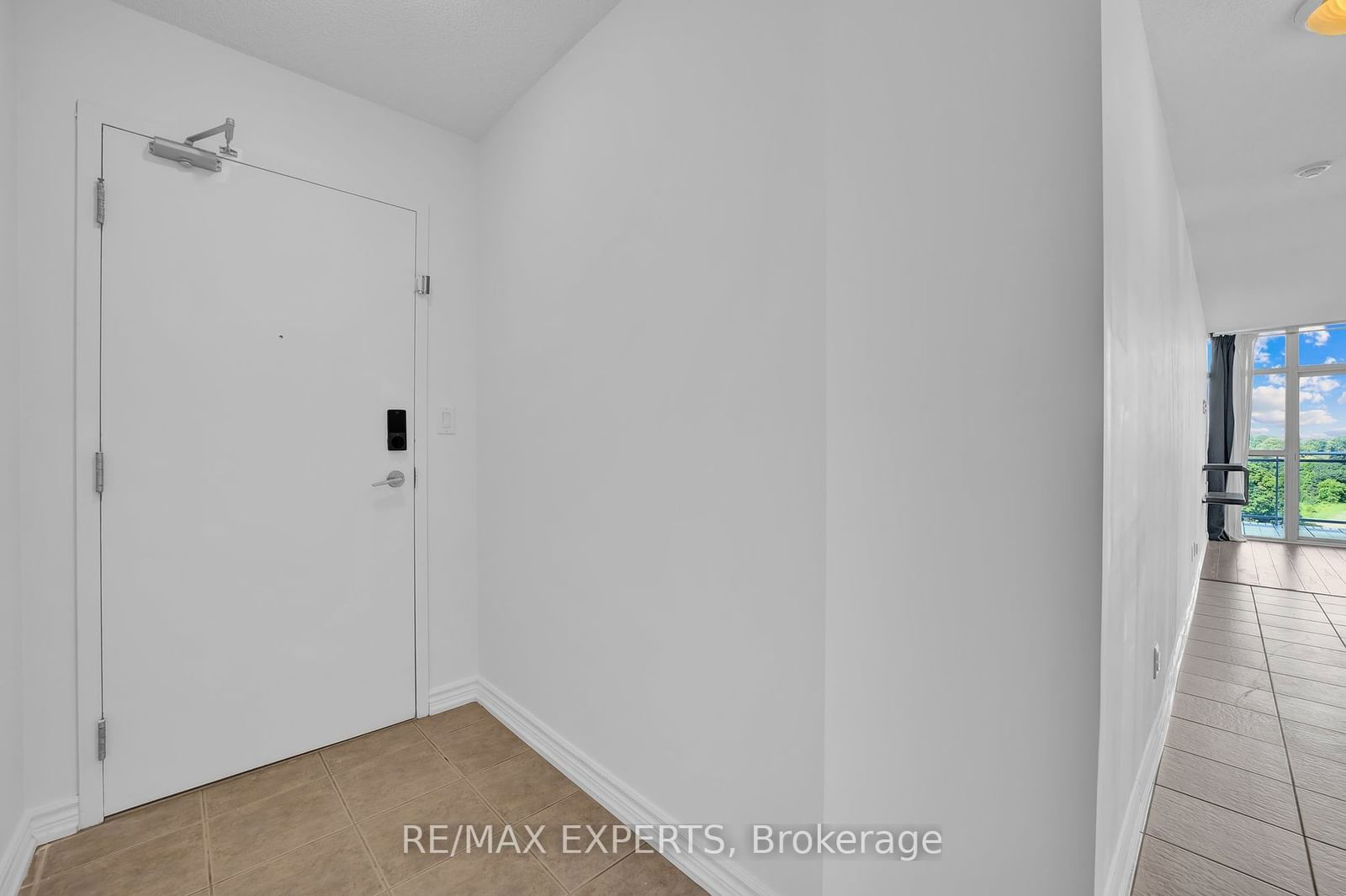 2464 Weston Rd, unit 1012 for sale - image #19