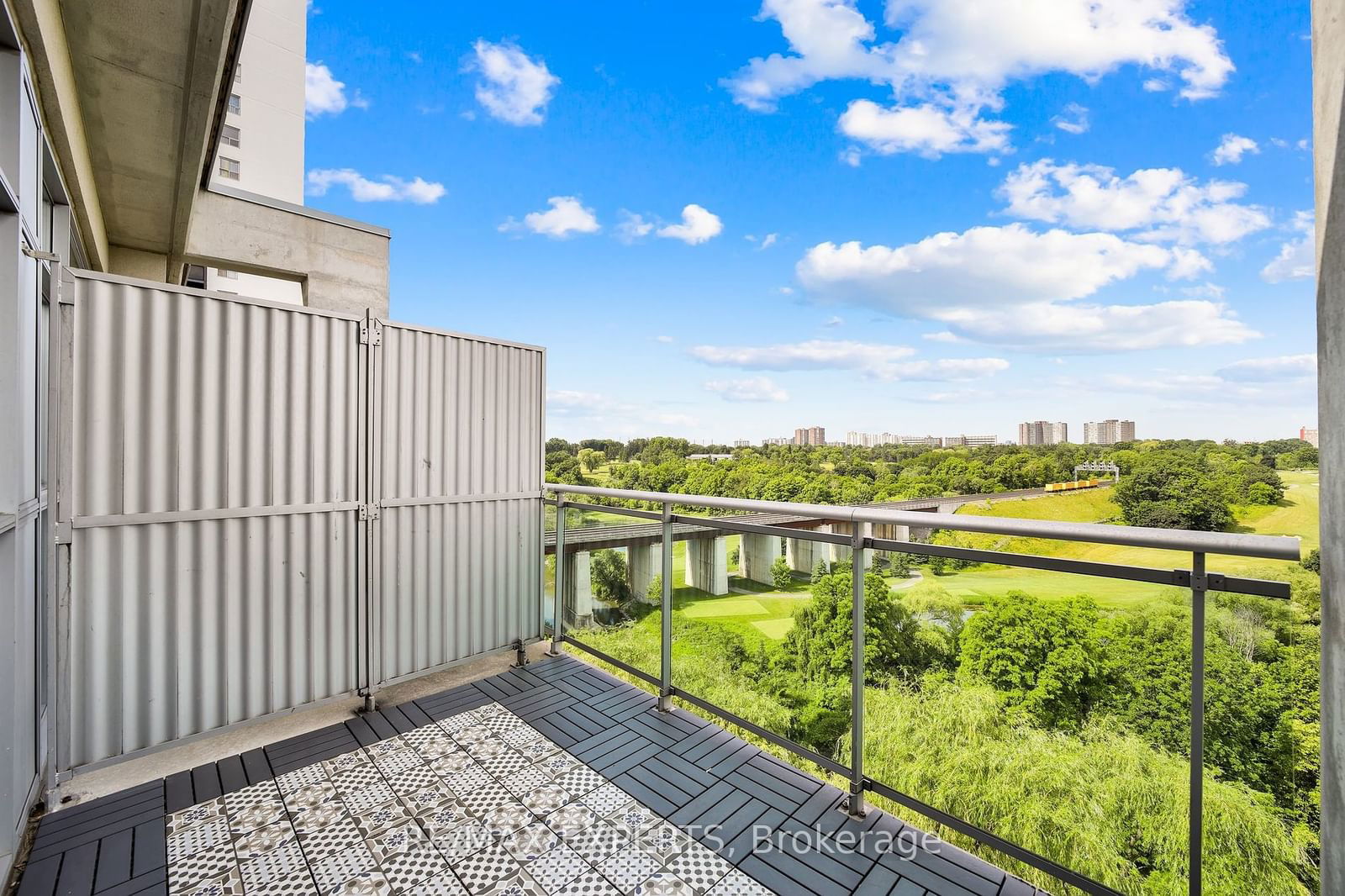 2464 Weston Rd, unit 1012 for sale - image #20