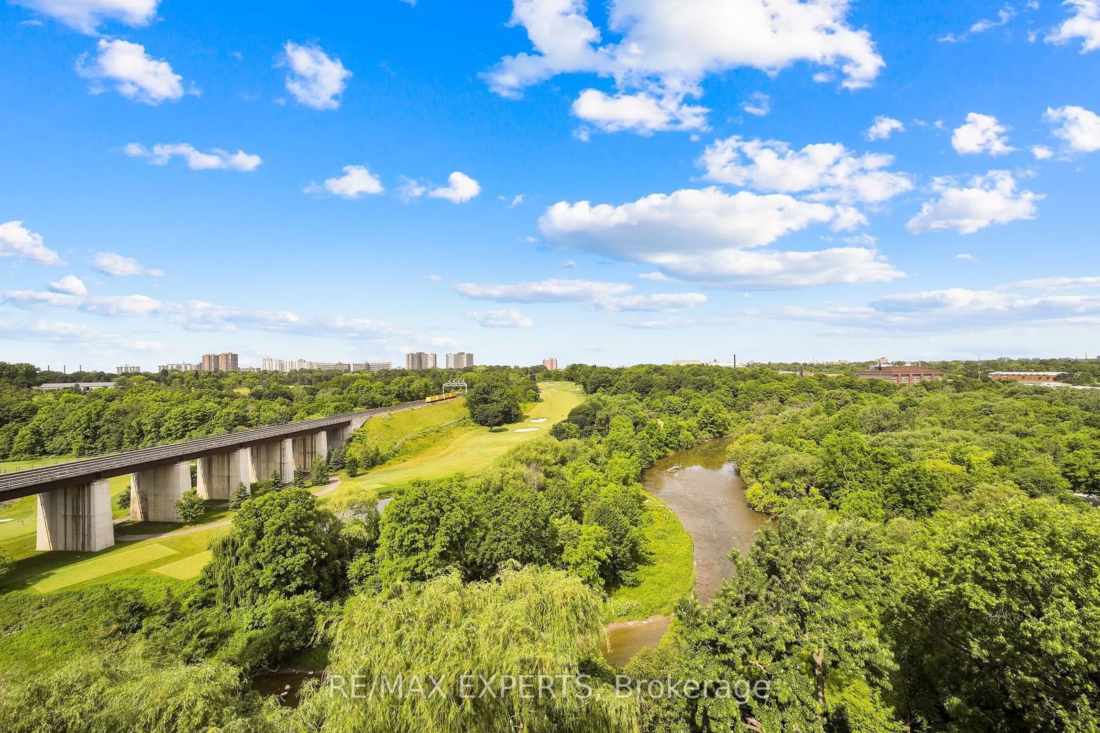 2464 Weston Rd, unit 1012 for sale - image #25