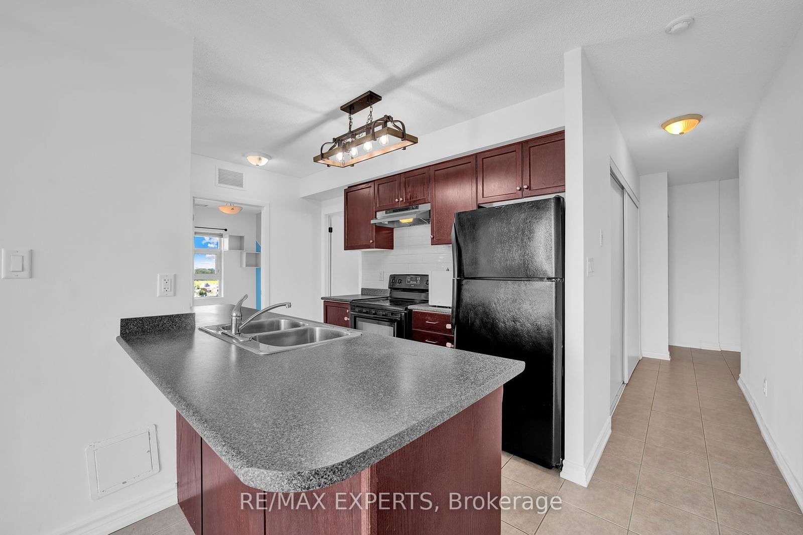 2464 Weston Rd, unit 1012 for sale - image #9