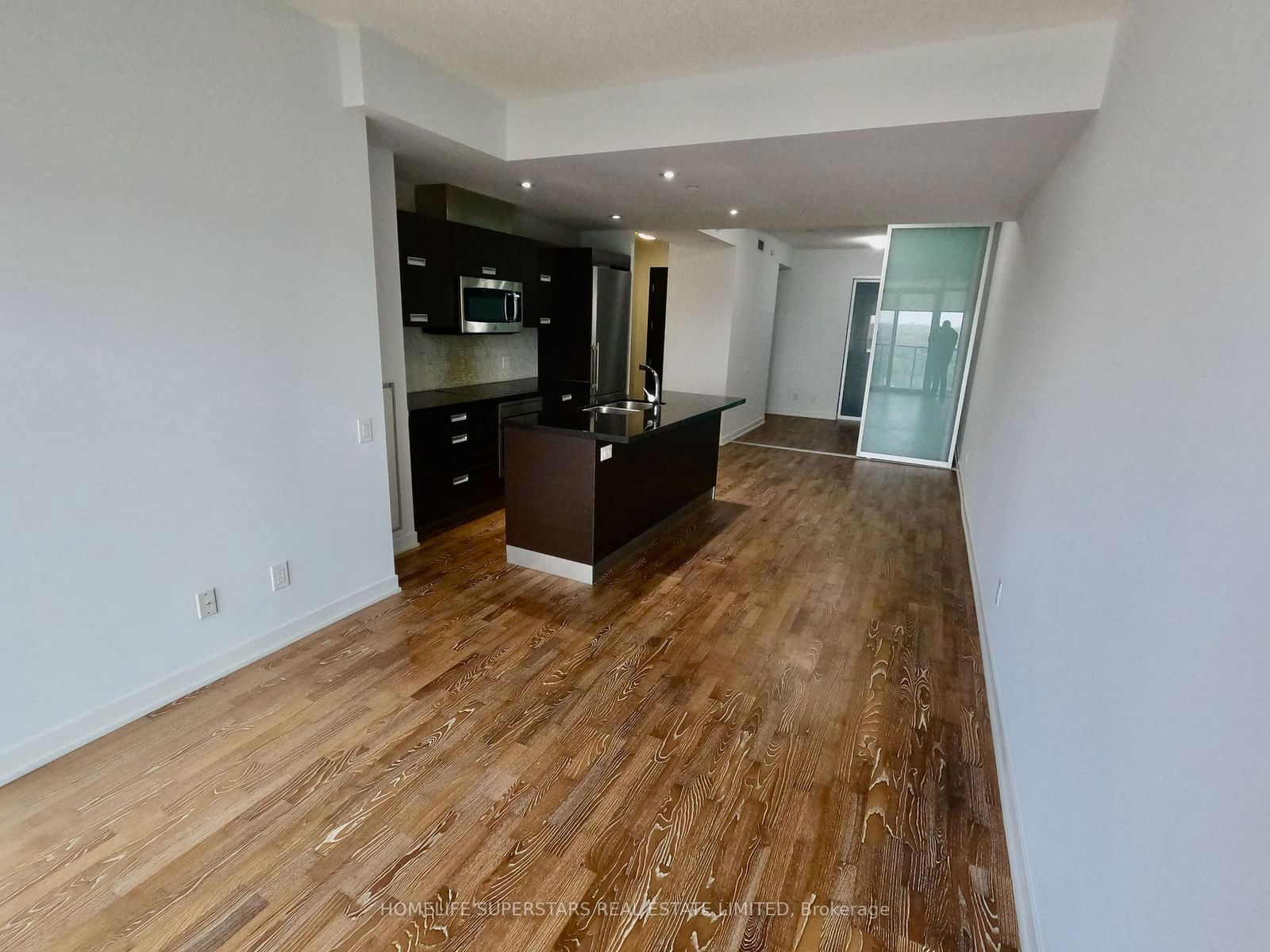 90 Park Lawn Rd, unit 2812 for rent - image #11