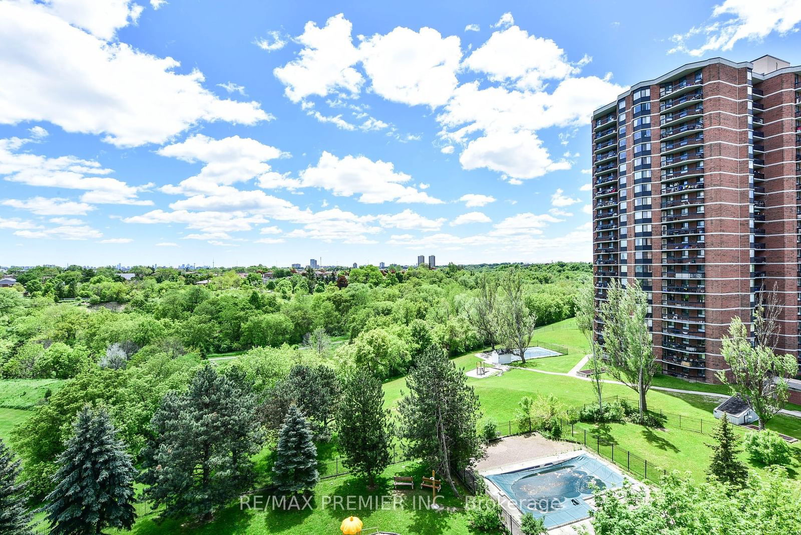 238 Albion Rd, unit 109 for sale - image #1