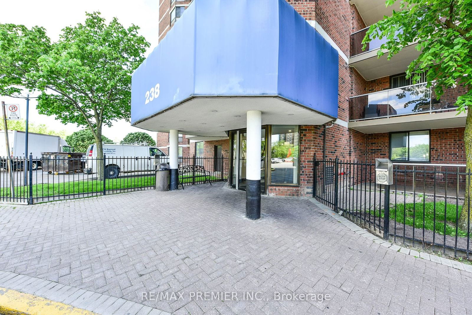 238 Albion Rd, unit 109 for sale - image #6