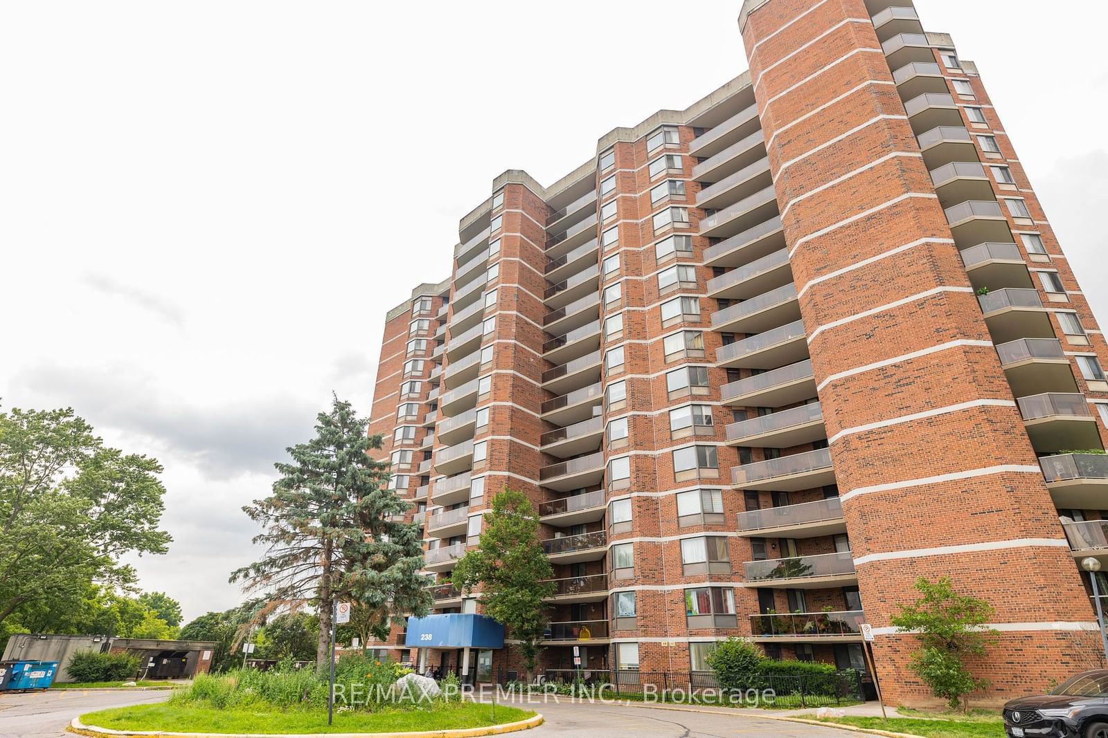 238 Albion Rd, unit 109 for sale - image #8