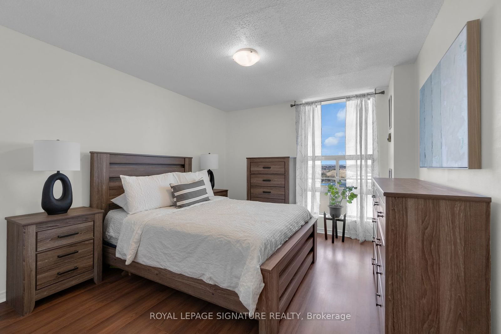 25 Kensington Rd, unit 1908 for sale - image #17