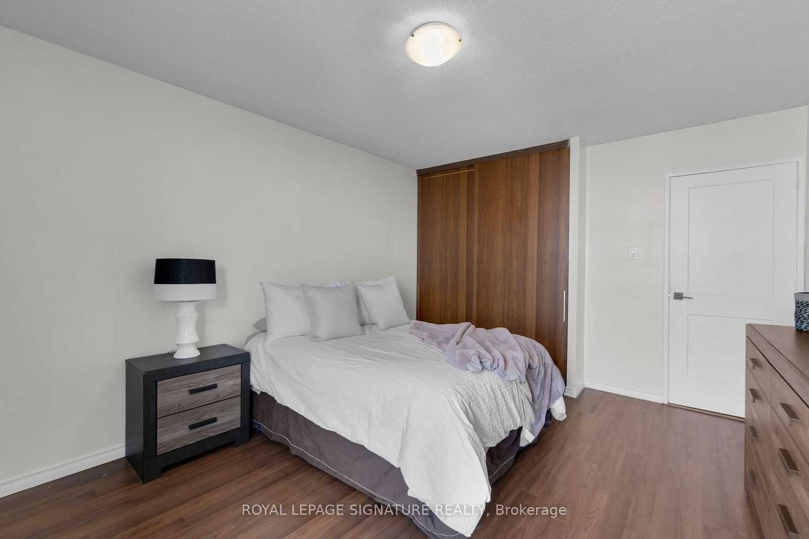 25 Kensington Rd, unit 1908 for sale - image #20