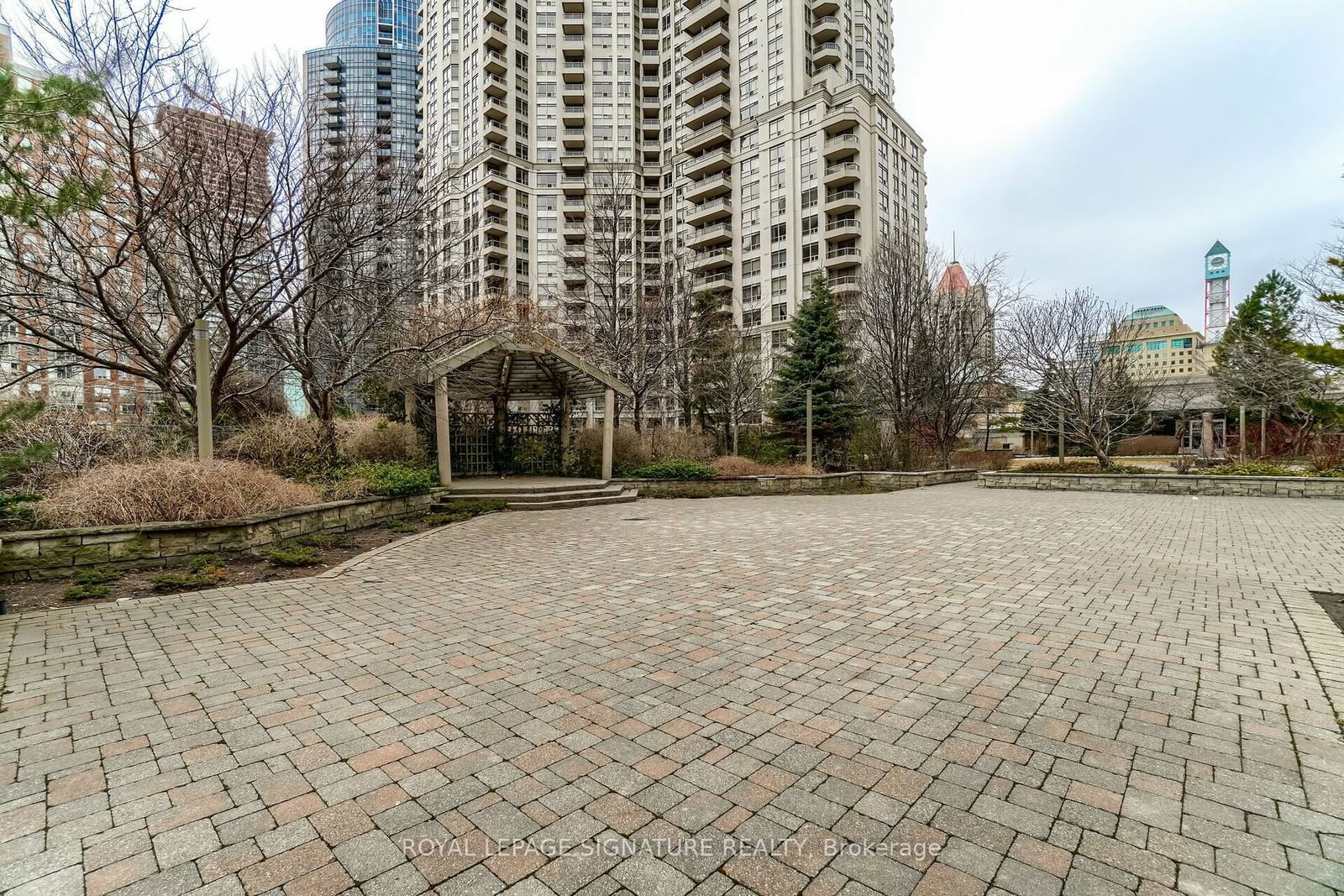 3888 Duke Of York Blvd, unit 3028 for sale - image #38