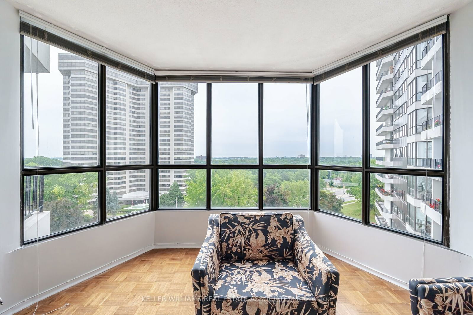 1333 Bloor St, unit 914 for sale - image #10