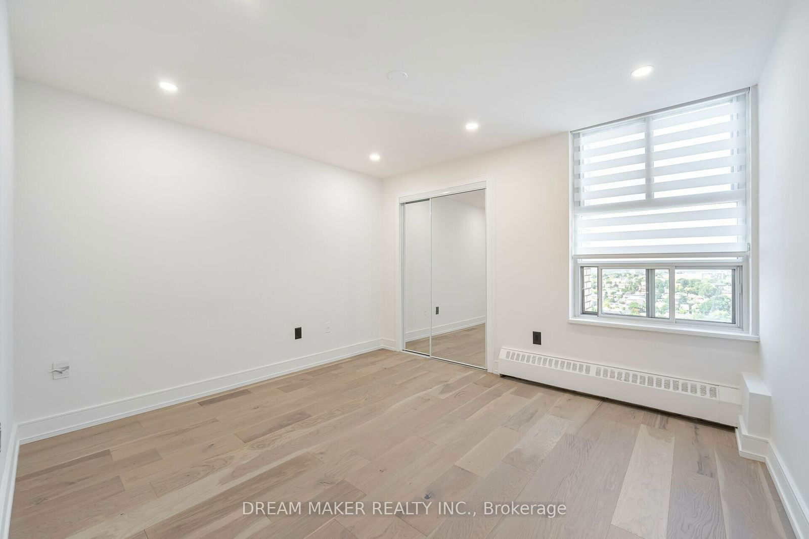 360 Ridelle Ave, unit 1807 for sale - image #22