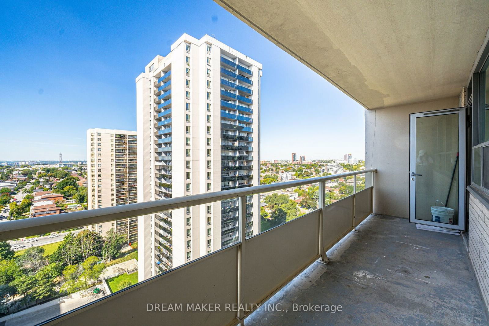 360 Ridelle Ave, unit 1807 for sale - image #28