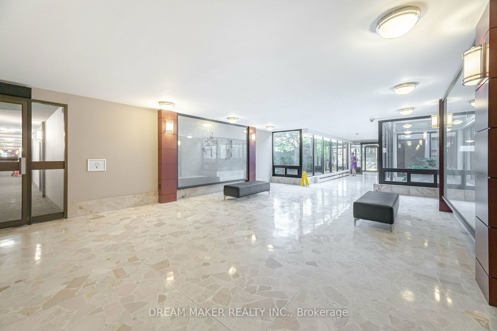 360 Ridelle Ave, unit 1807 for sale - image #4