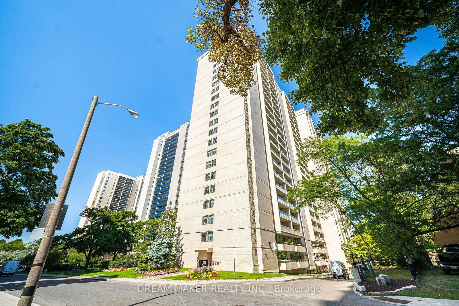 360 Ridelle Ave, unit 1807 for sale - image #40