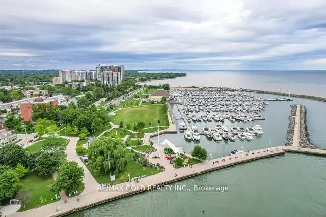 2511 Lakeshore Rd W, unit 517 for sale