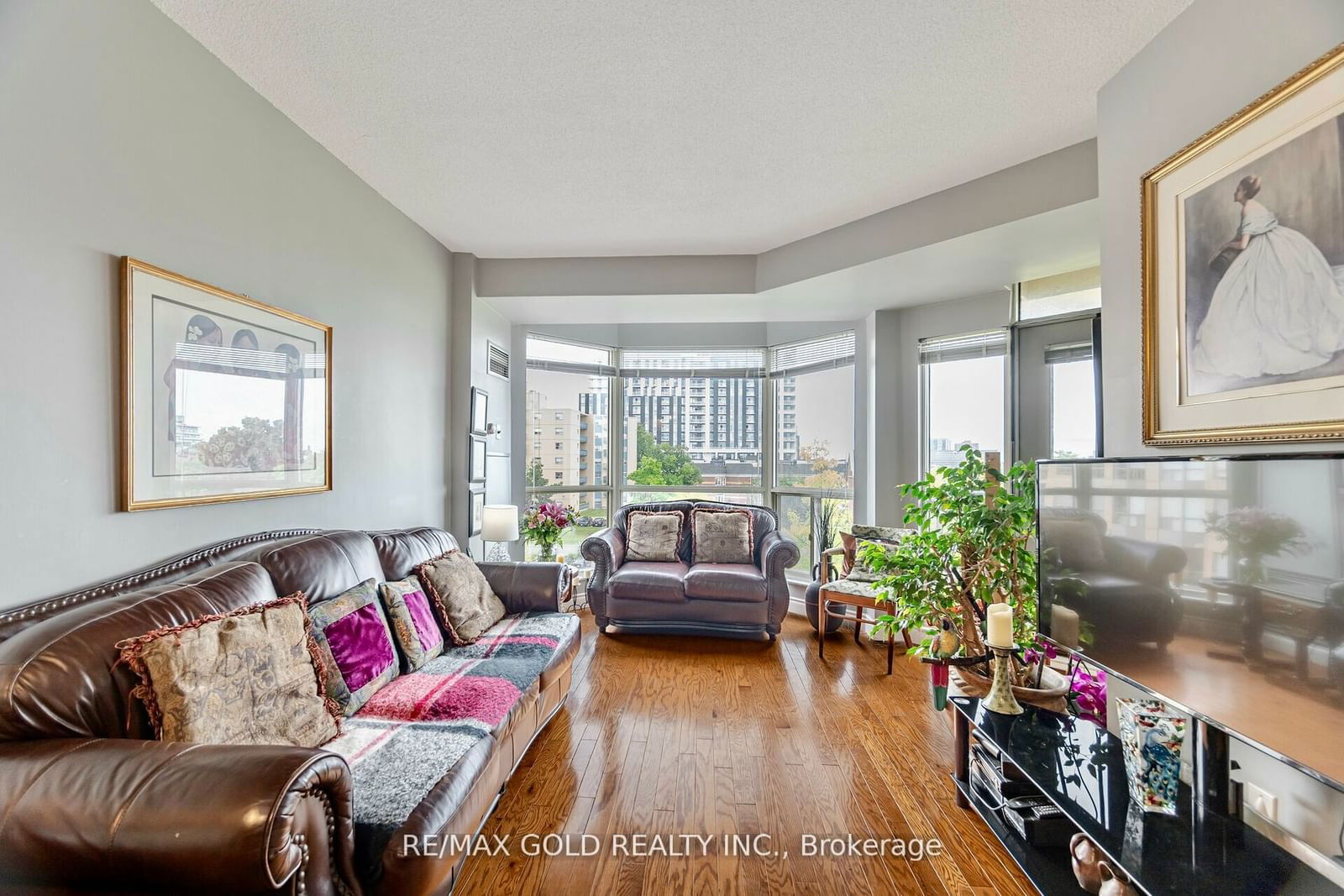 2511 Lakeshore Rd W, unit 517 for sale - image #7