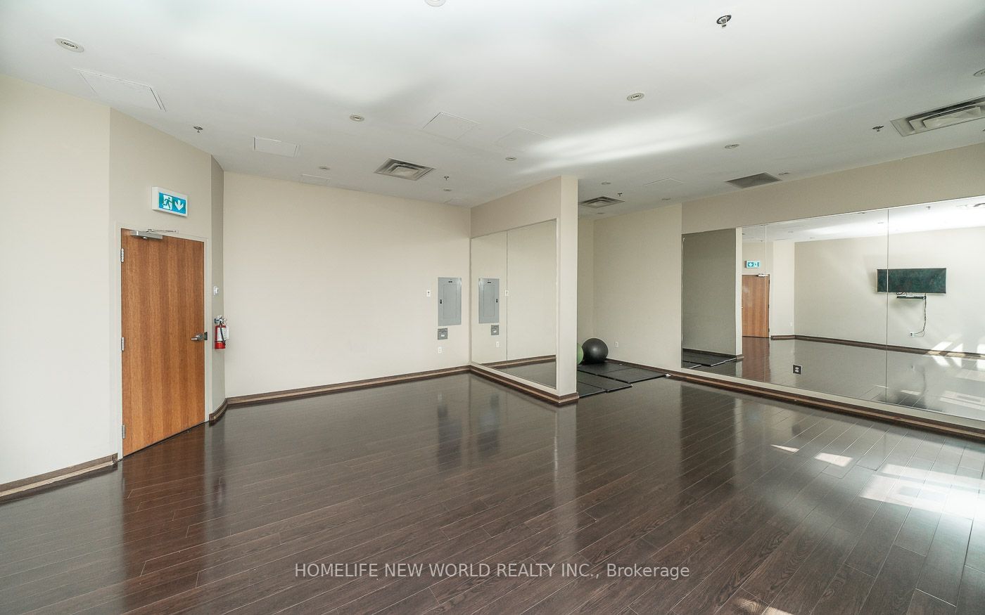 215 Queen St E, unit 1910 for sale - image #27