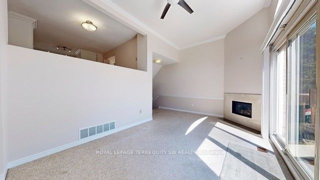 15 East St, unit 41 for rent - image #4