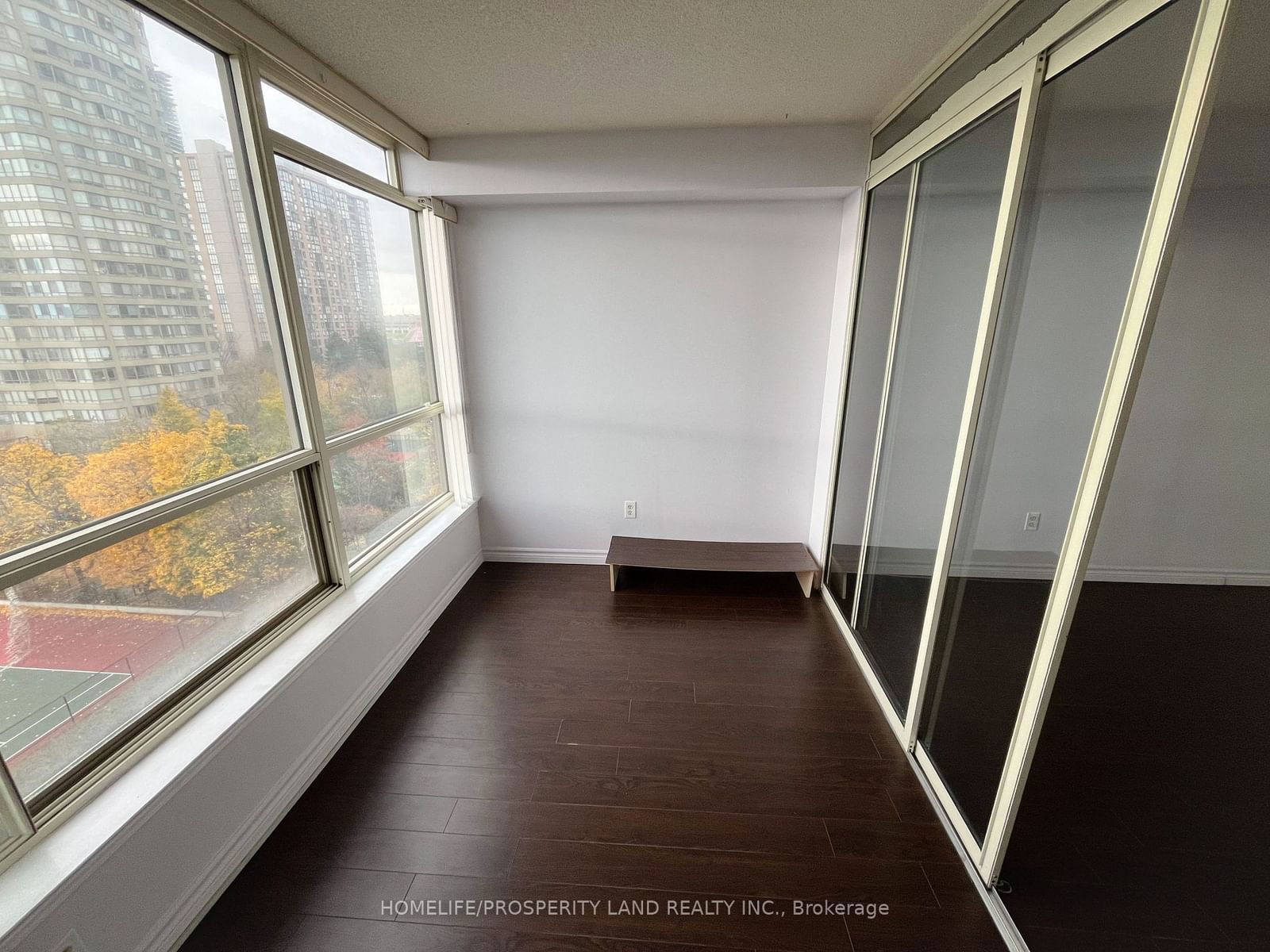 55 Elm Dr W, unit 901 for rent - image #7