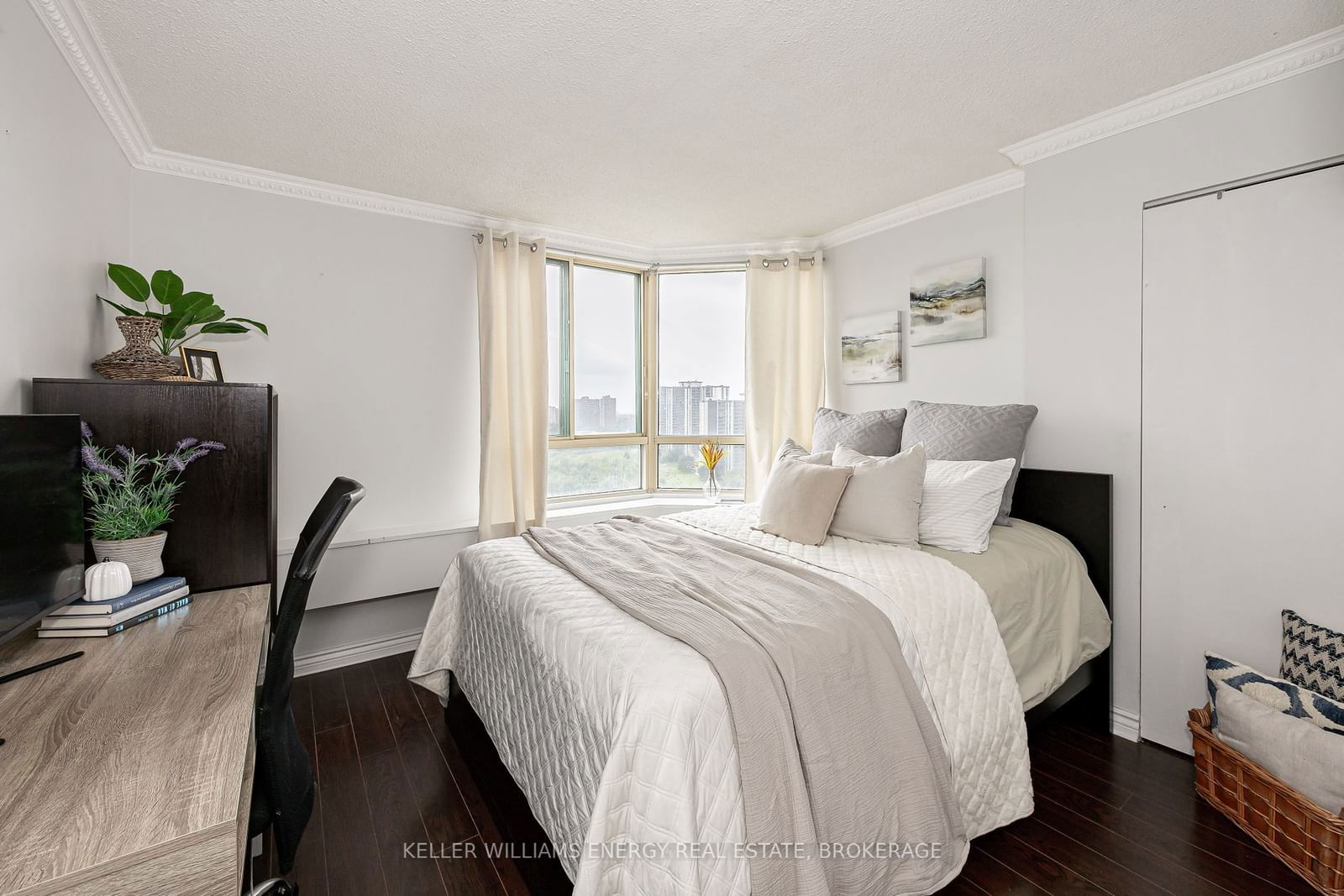 41 Markbrook Lane S, unit 1606 for sale - image #21