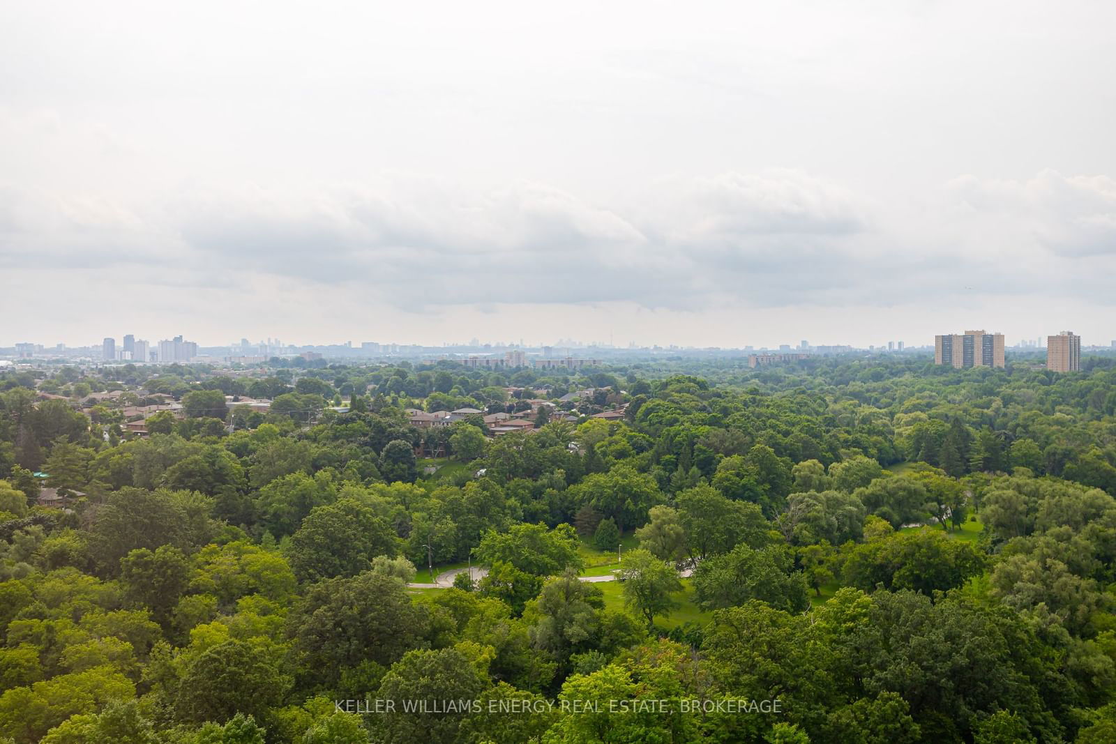 Cascades II Condos, Etobicoke, Toronto