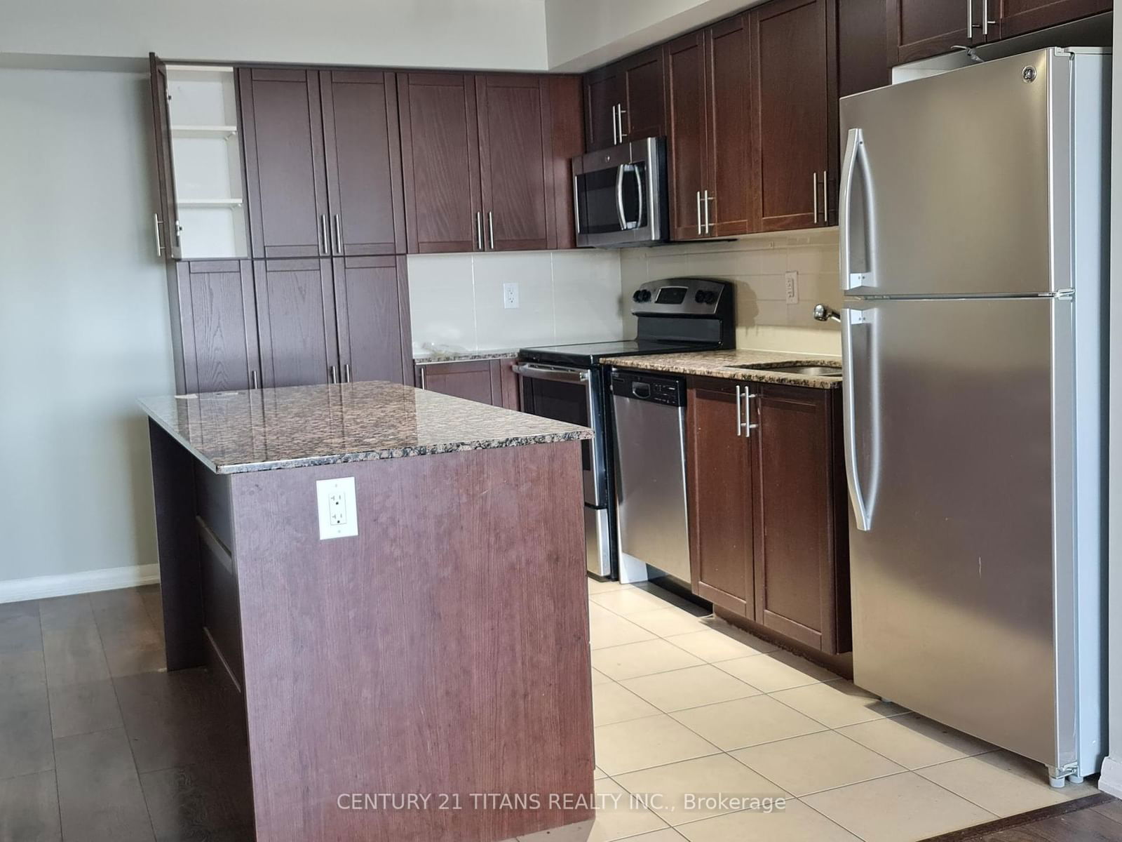 830 Lawrence Ave W, unit 501 for rent - image #3