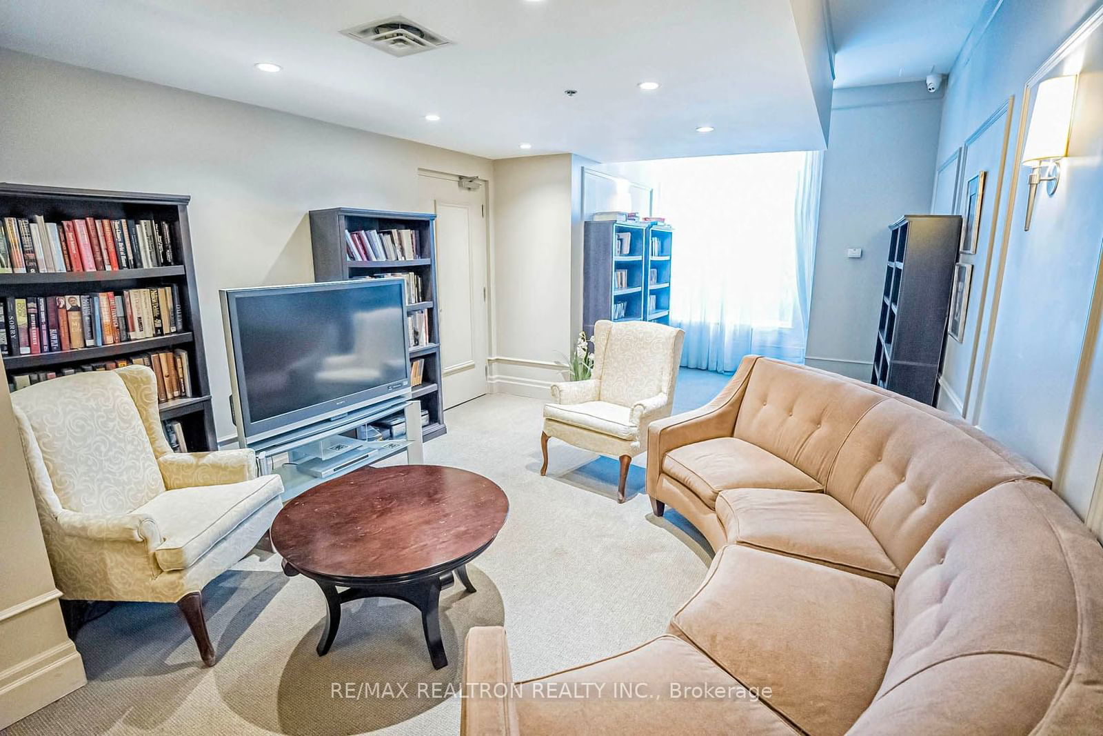 38 Fontenay Crt, unit 506 for sale - image #39