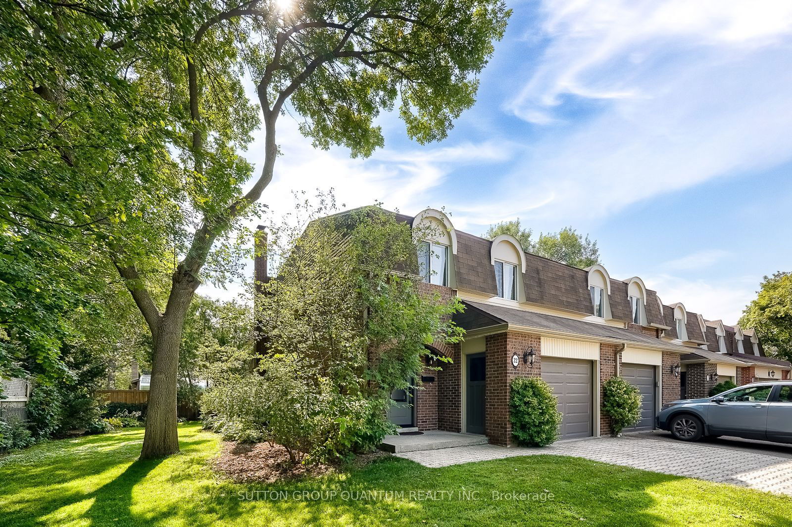 Colonial Woods Townhomes, Mississauga, Toronto