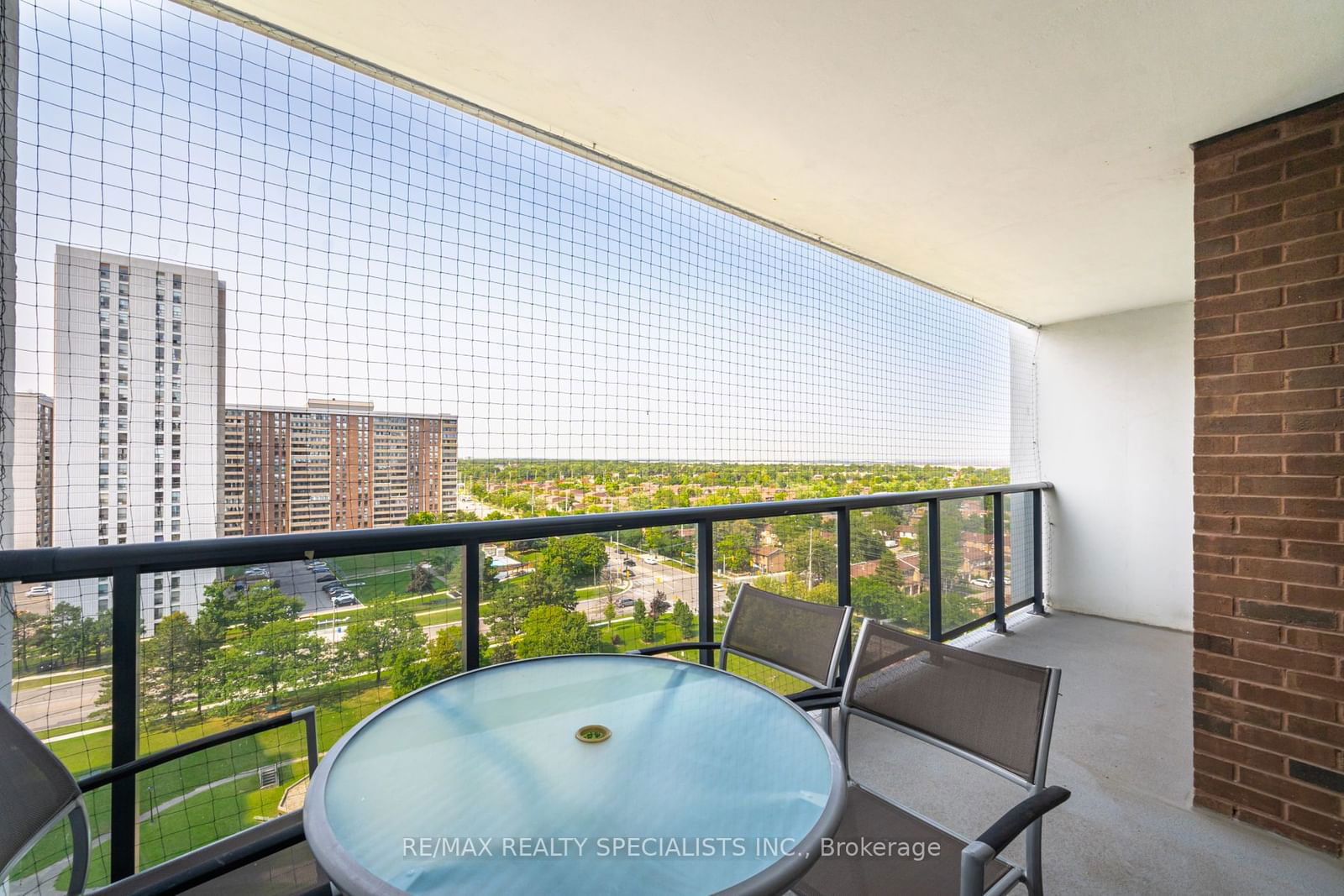 21 Knightsbridge Rd E, unit 1408 for sale - image #28