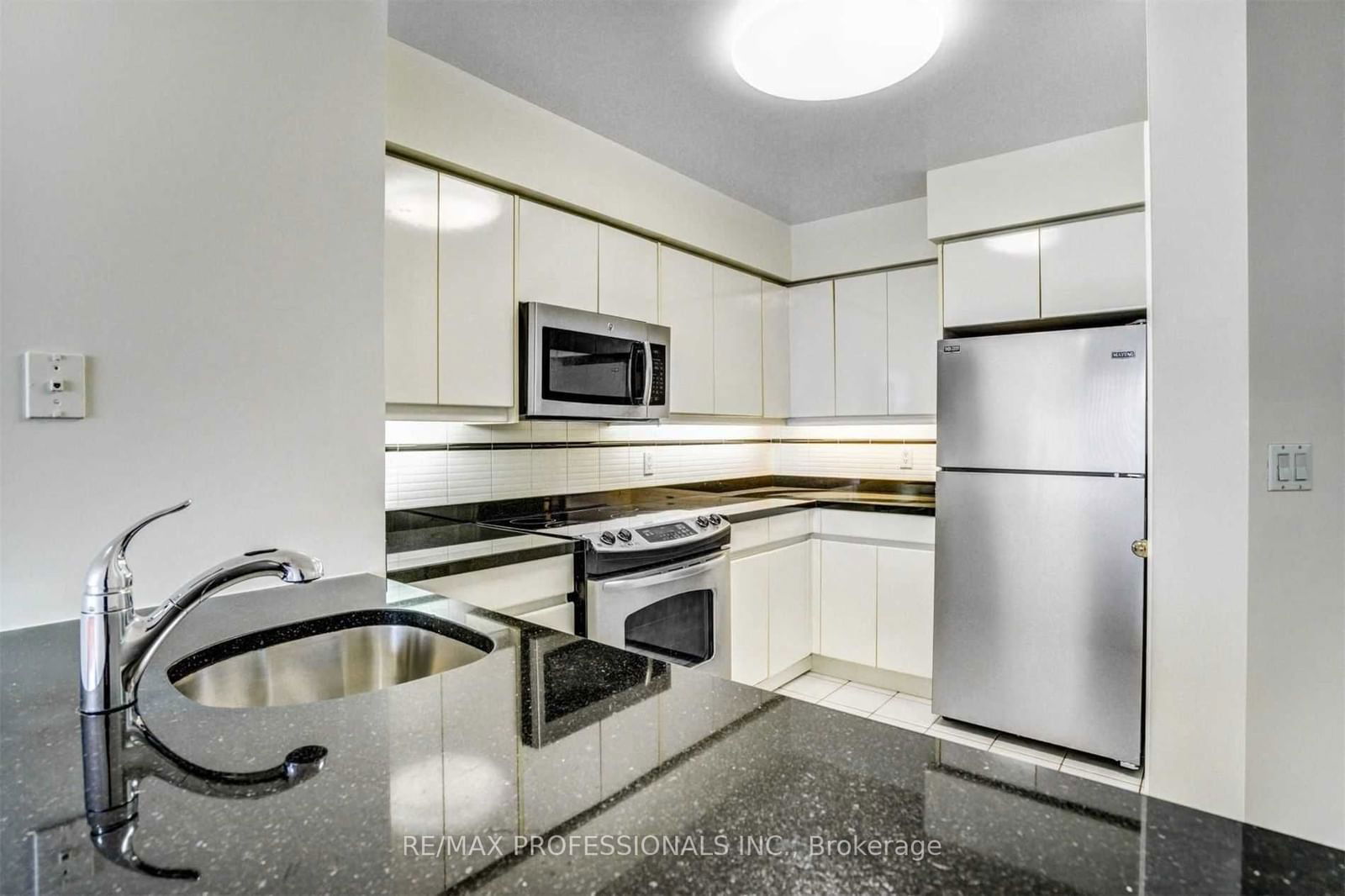 1 Palace Pier Crt, unit 2612 for rent - image #16