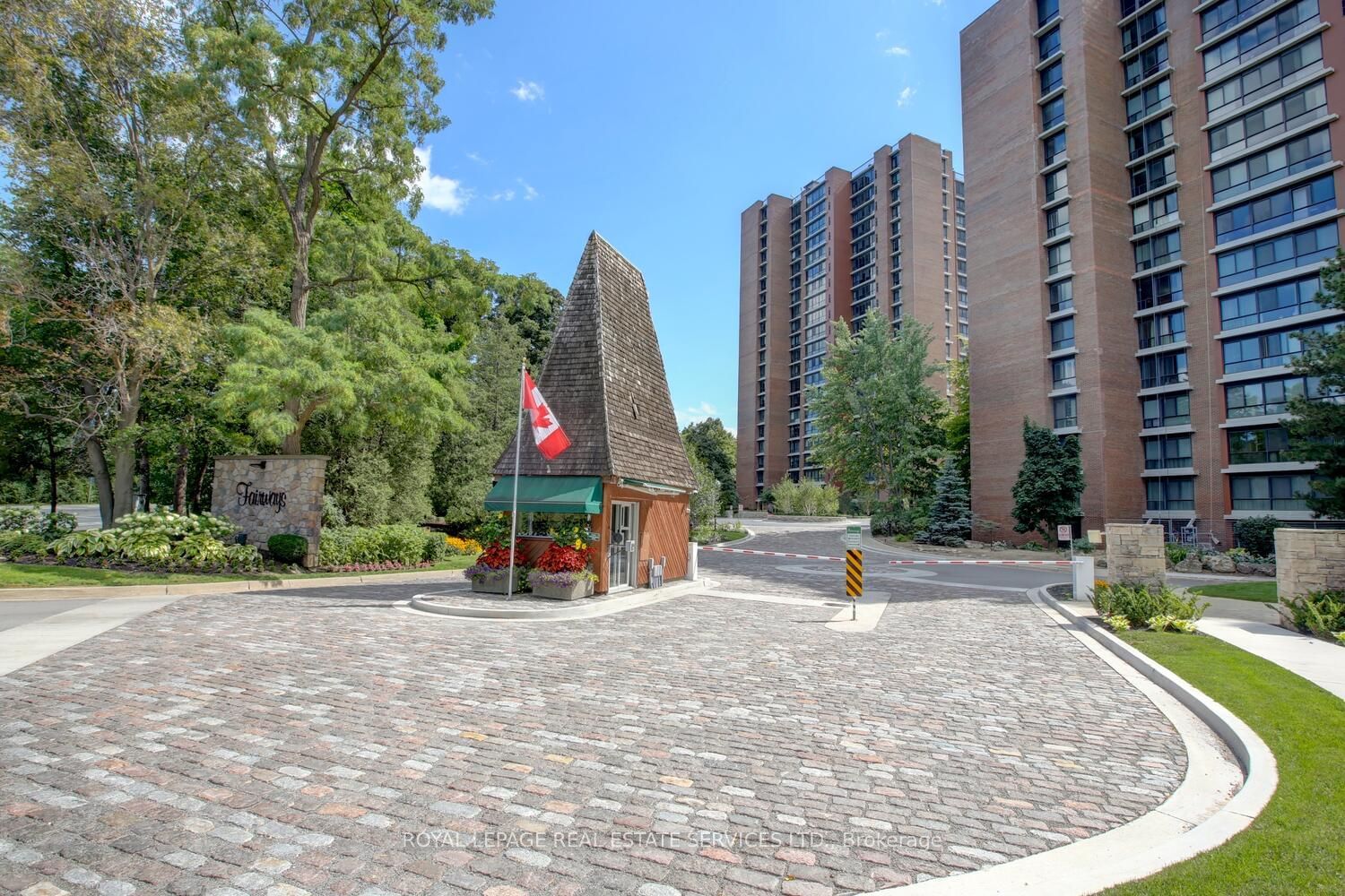 1400 Dixie Rd, unit 608 for sale - image #2