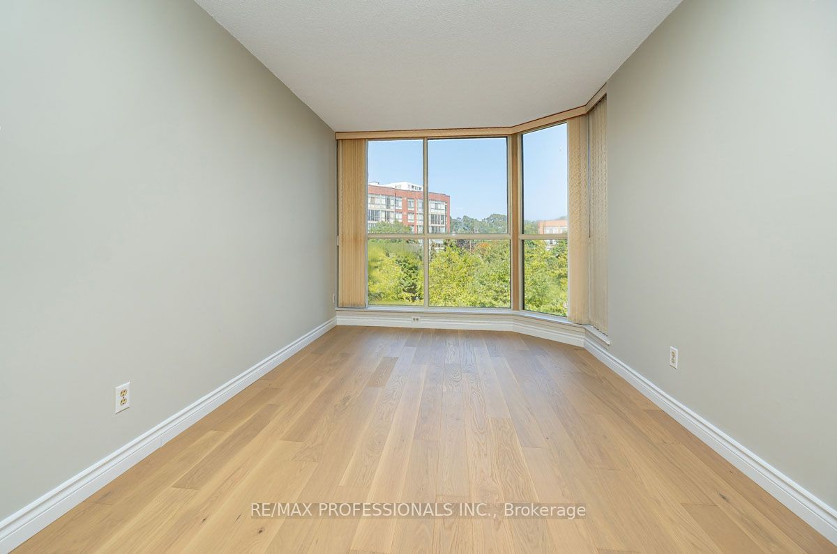 22 Southport St, unit 532 for sale - image #14