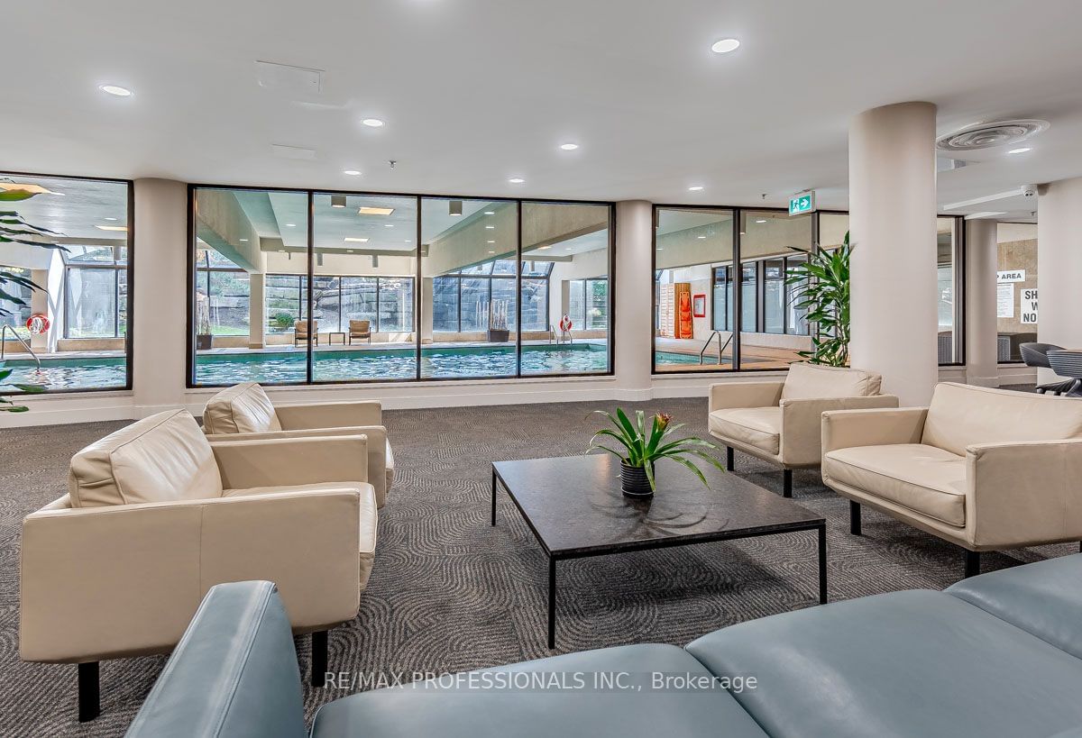 22 Southport St, unit 532 for sale - image #22