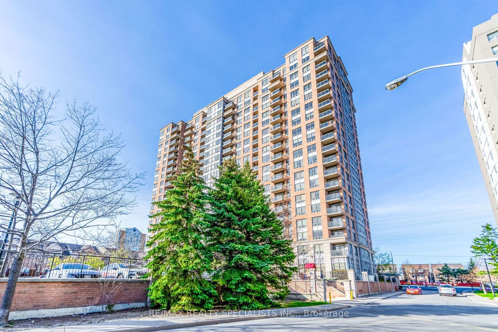 The Residences of Strathaven Condos, Mississauga, Toronto