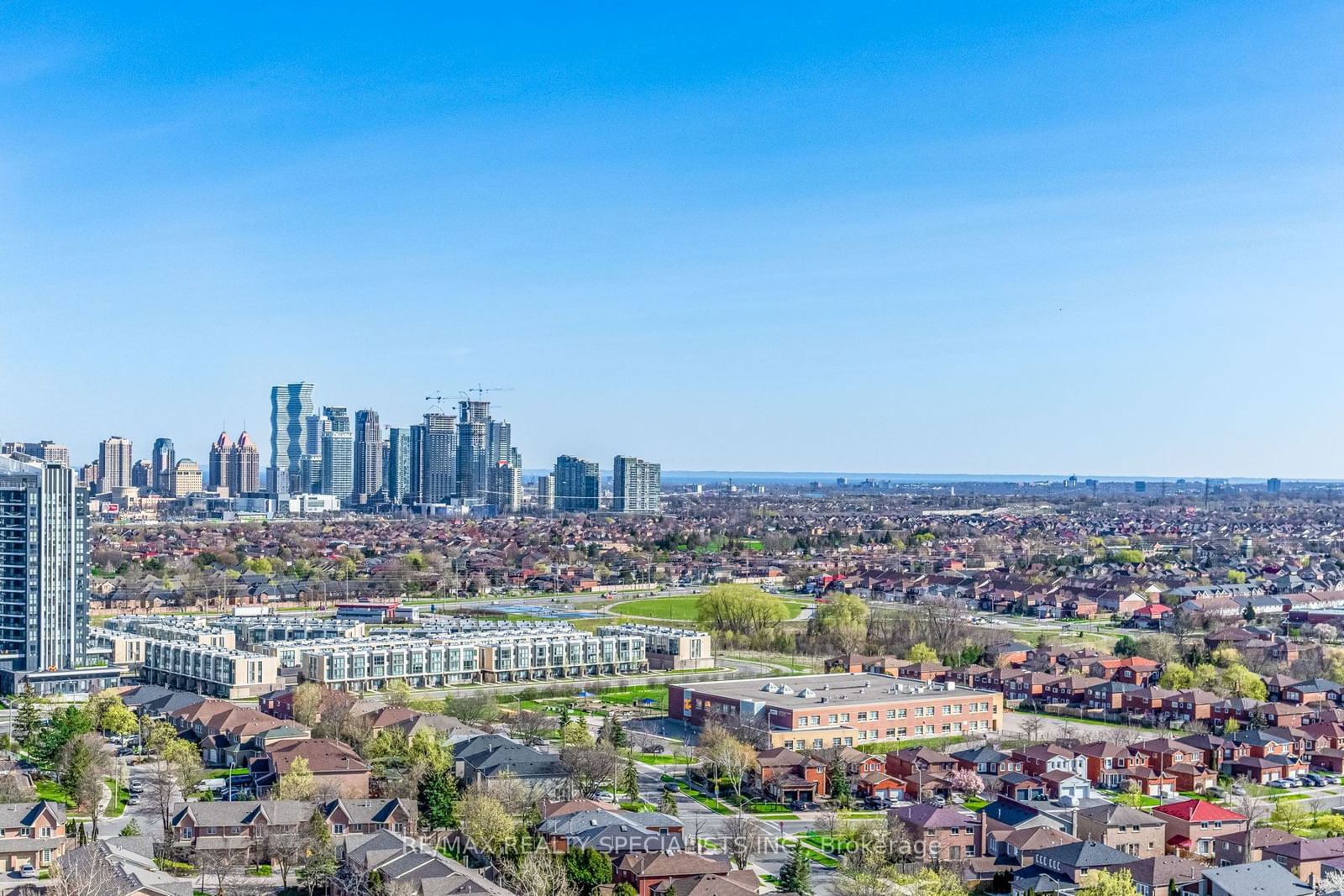 The Residences of Strathaven Condos, Mississauga, Toronto